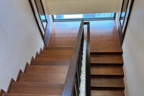 Кондоминиум с 4 спальнями в Патхум Ване, Бангкок, Таиланд № 163139 - фото 2