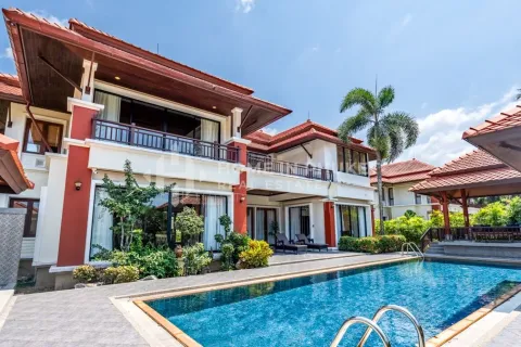 Дом в Пхукете, Таиланд с 4 спальнями  № 146657 - фото 1
