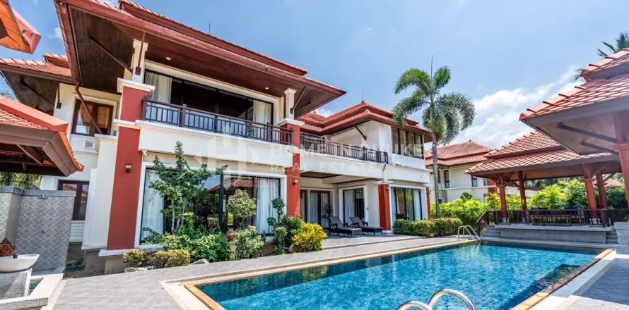 Дом в Пхукете, Таиланд с 4 спальнями  № 146657