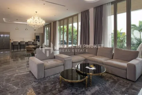 House in Rawai, Thailand 4 bedrooms № 146661 - photo 6