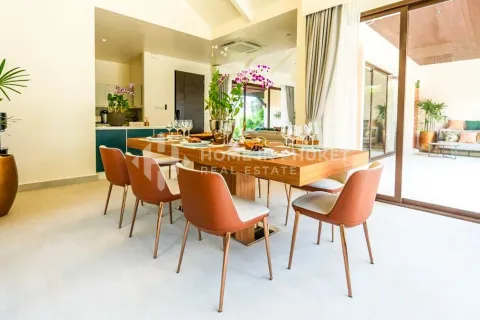 House in Phuket, Thailand 3 bedrooms № 146660 - photo 6