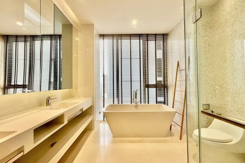 Кондоминиум с 2 спальнями в Ваттхане, Бангкок, Таиланд № 136472 - фото 15