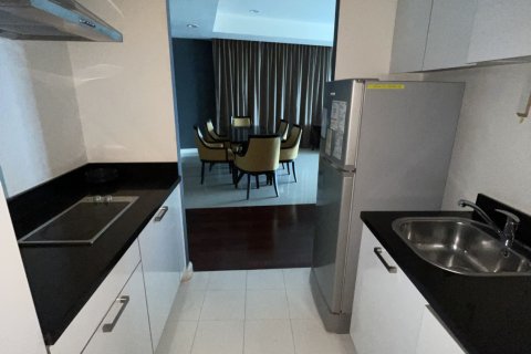 Кондоминиум с 2 спальнями в Патхум Ване, Бангкок, Таиланд № 136475 - фото 16