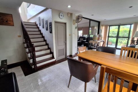 House in Bangkok, Thailand 5 bedrooms № 134635 - photo 5