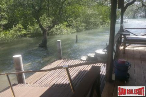 Villa in Phang Nga, Thailand 4 bedrooms № 192947 - photo 3