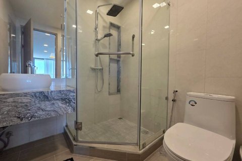 Condo in Pattaya, Thailand, 2 bedrooms  № 157371 - photo 24