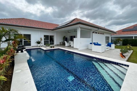 Villa à Hua Hin, Thaïlande 4 chambres № 221877