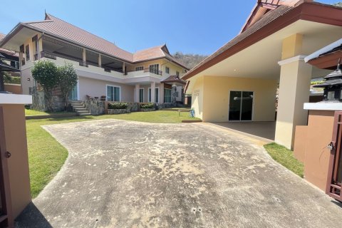 Villa in Hua Hin, Thailand 3 Schlafzimmer № 221878 - Foto 2