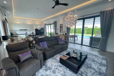 Villa in Hua Hin, Thailand 3 Schlafzimmer № 221883 - Foto 8