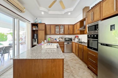 Villa in Hua Hin, Thailand 3 Schlafzimmer № 221882 - Foto 25