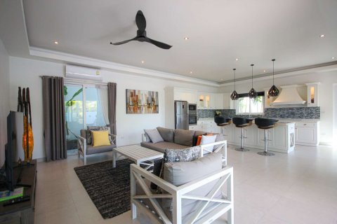Villa in Hua Hin, Thailand 3 Schlafzimmer № 221880 - Foto 10