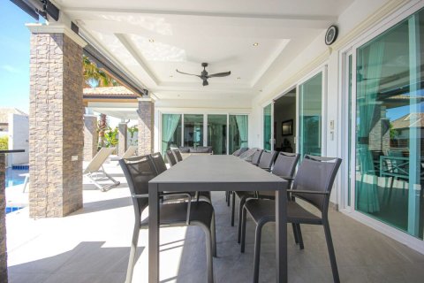 Villa in Hua Hin, Thailand 3 Schlafzimmer № 221880 - Foto 7