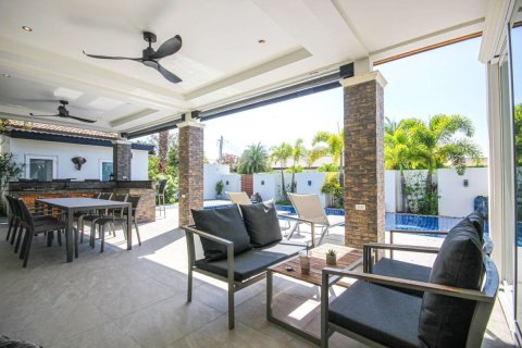 Villa in Hua Hin, Thailand 3 Schlafzimmer № 221880 - Foto 4