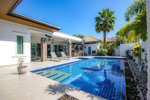 Villa in Hua Hin, Thailand 3 Schlafzimmer № 221880 - Foto 2