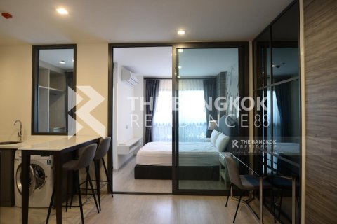 Condo in Bangkok, Thailand, 1 bedroom  № 184289 - photo 7
