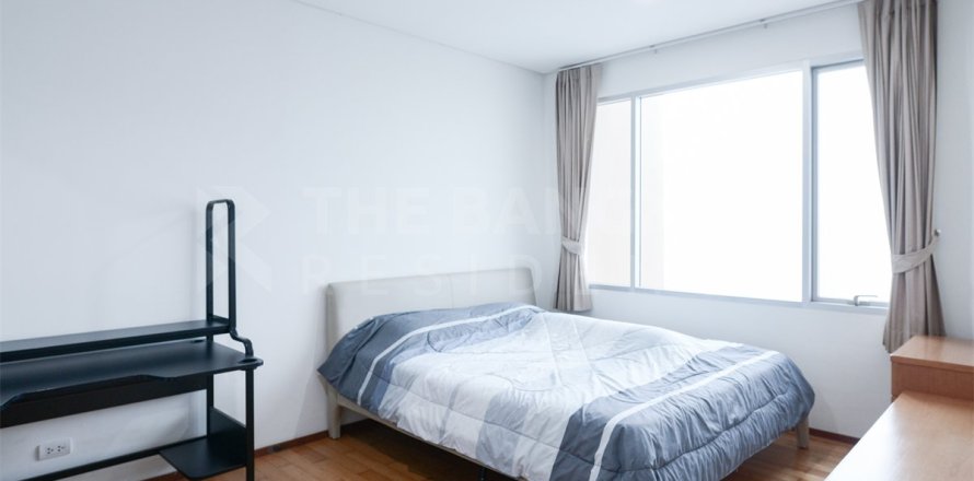 Condo in Bangkok, Thailand, 2 bedrooms  № 184287