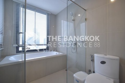 Condo in Bangkok, Thailand, 2 bedrooms  № 184288 - photo 7