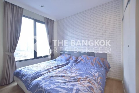 Condo in Bangkok, Thailand, 2 bedrooms  № 184288 - photo 2