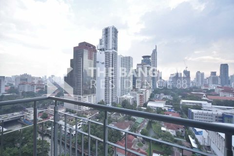 Condo in Bangkok, Thailand, 2 bedrooms  № 184288 - photo 5