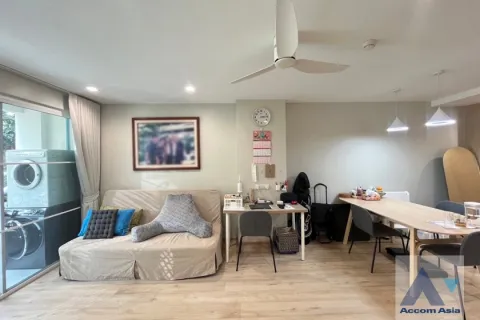 Condominio de 2 dormitorios en Watthana, Bangkok, Tailandia № 214627