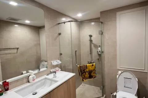 Eigentumswohnung in Watthana, Bangkok, Thailand, 2 Schlafzimmer № 214627 - Foto 13