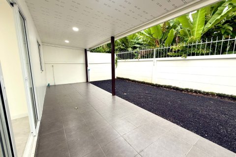 Таунхаус в Паклоке, Таиланд с 3 спальнями  № 147377 - фото 29