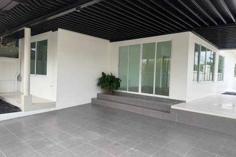 Таунхаус в Паклоке, Таиланд с 3 спальнями  № 147377 - фото 6