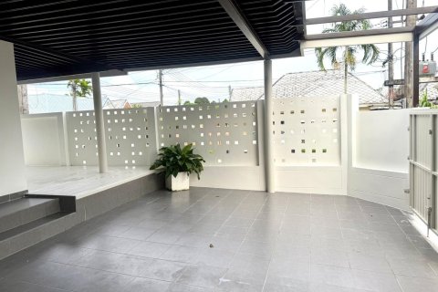 Таунхаус в Паклоке, Таиланд с 3 спальнями  № 147377 - фото 10