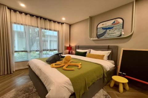 Condo in Phuket, Thailand, 2 bedrooms  № 173782 - photo 4