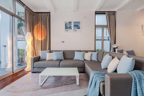 Дом в Паттайе, Таиланд с 4 спальнями № 162873 - фото 8