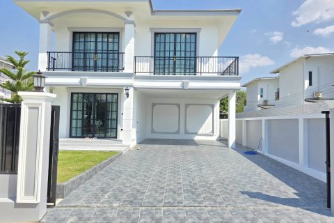 House in Bang Lamung, Thailand 4 bedrooms № 162871 - photo 30