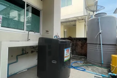 Haus in Samut Prakan, Thailand 4 Schlafzimmer № 218844 - Foto 11