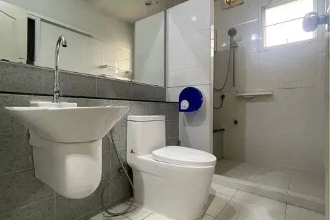 Haus in Samut Prakan, Thailand 4 Schlafzimmer № 218844 - Foto 8