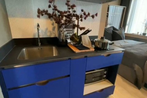 Studio dans le Condo à Watthana, Bangkok, Thaïlande № 154426 - photo 5