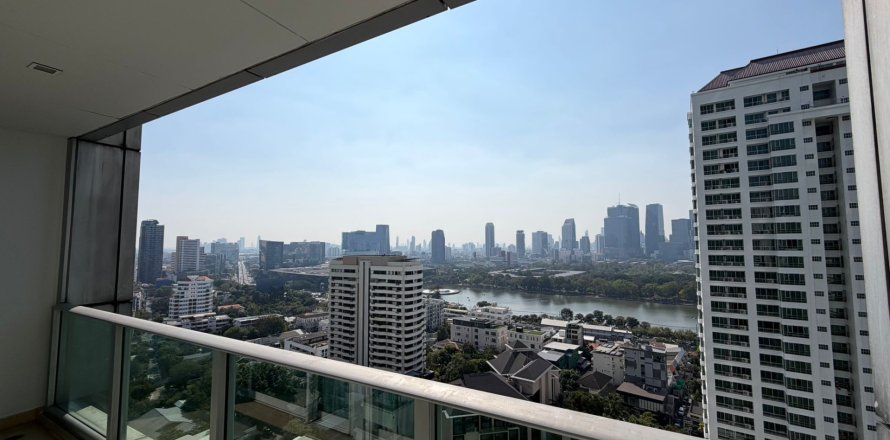 Condo à Khlong Toei, Bangkok, Thaïlande, 3 chambres № 154429