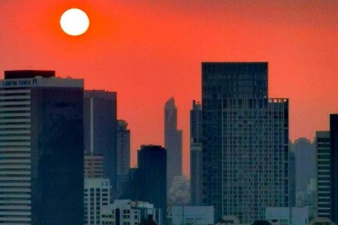 Condo à Khlong Toei, Bangkok, Thaïlande, 3 chambres № 154429 - photo 1