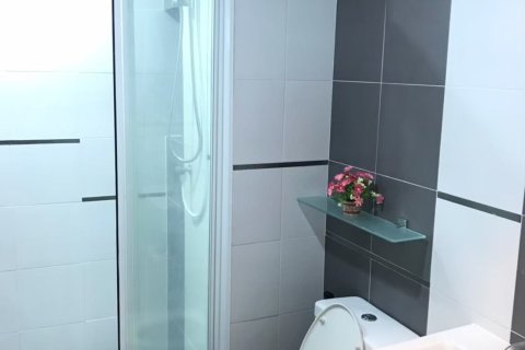 Condo à Watthana, Bangkok, Thaïlande, 2 chambres № 154424 - photo 5