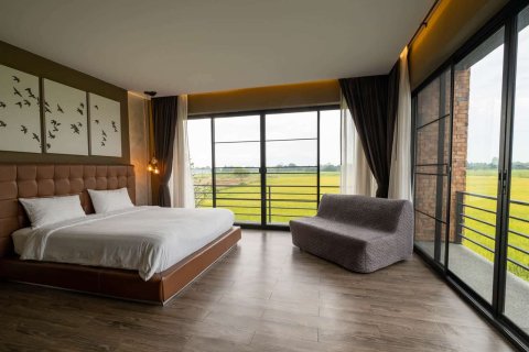 Villa in Chiang Mai, Thailand 3 bedrooms № 155397 - photo 16