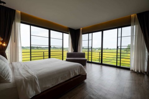 Villa in Chiang Mai, Thailand 3 bedrooms № 155397 - photo 17