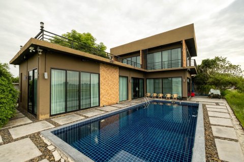 Villa in Chiang Mai, Thailand 3 bedrooms № 155397 - photo 5