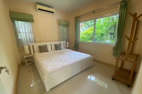 Villa in Chiang Mai, Thailand 4 bedrooms № 155398 - photo 12