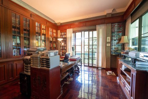 House in Chiang Mai, Thailand 4 bedrooms № 155394 - photo 12