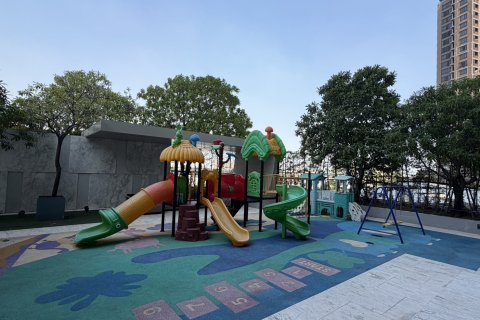 Кондоминиум с 2 спальнями в Бангкоке, Таиланд № 155400 - фото 19