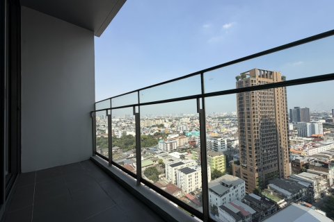 Кондоминиум с 2 спальнями в Бангкоке, Таиланд № 155400 - фото 3
