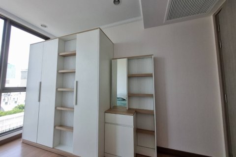 Студия в кондо в Ваттхане, Бангкок, Таиланд № 136867 - фото 13