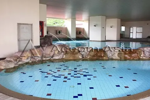 Condominio de 2 dormitorios en Ratchathewi, Bangkok, Tailandia № 218417