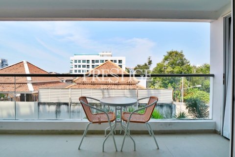 Condo in Pattaya, Thailand, 2 bedrooms № 198229 - photo 16