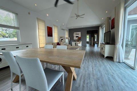 Вилла в Хуа Хине, Таиланд с 3 спальнями  № 148502 - фото 12