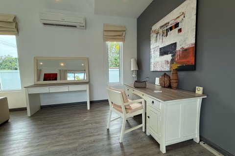 Вилла в Хуа Хине, Таиланд с 3 спальнями  № 148502 - фото 17