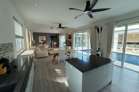 Вилла в Хуа Хине, Таиланд с 3 спальнями  № 148502 - фото 5